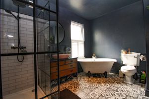 Photo 9- click for photo gallery